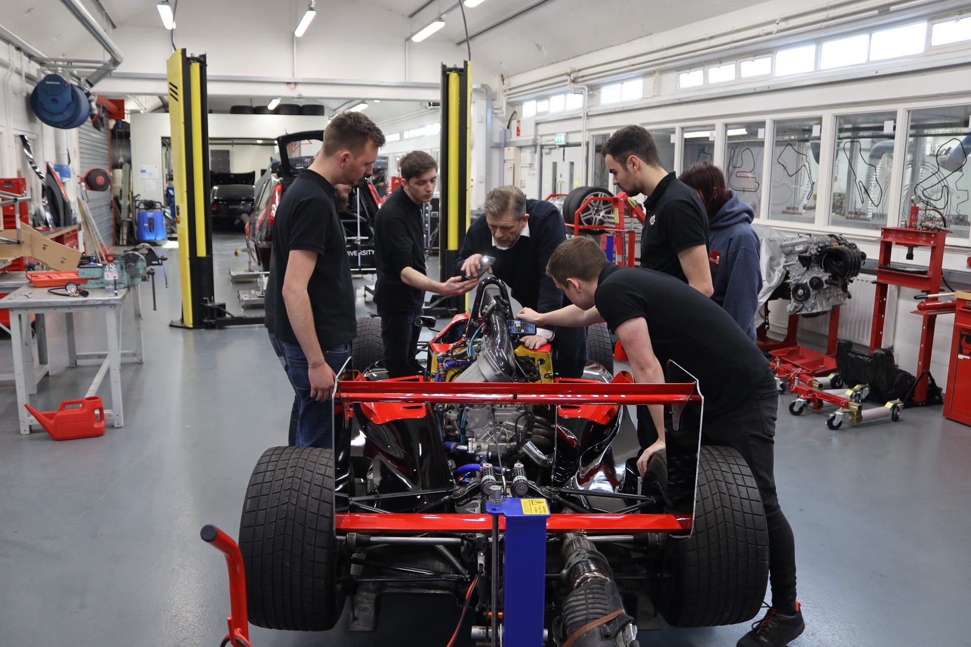 Automotive Workshop | Staffordshire University Virtual Tour